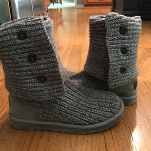Grey knit UGGs